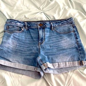 LC Lauren Conrad jean shorts